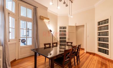 Oficina en Alquiler frente al Teatro Colón