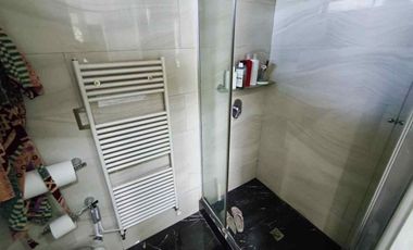 Venta Casa 7 AMB Bernal O Quincho Pileta Jacuzzi