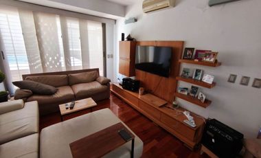 Venta Casa 7 AMB Bernal O Quincho Pileta Jacuzzi