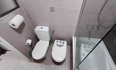 Venta Casa 7 AMB Bernal O Quincho Pileta Jacuzzi