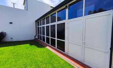 Venta Casa 7 AMB Bernal O Quincho Pileta Jacuzzi