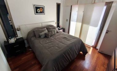 Venta Casa 7 AMB Bernal O Quincho Pileta Jacuzzi