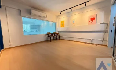 3 BR Townhouse in Klong Tan (AA44912)