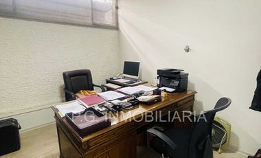 Casa en venta en MACUL