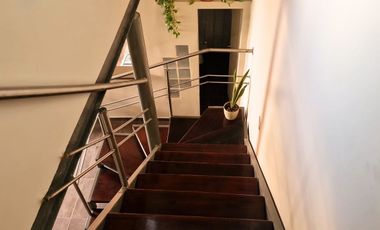 VENTA CASA 4 AMBIENTES PARQUE AVELLANEDA APTO CRED