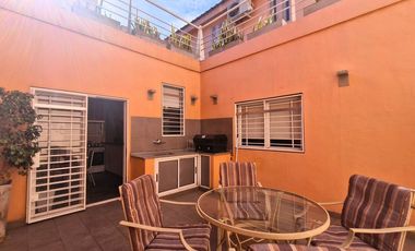 VENTA CASA 4 AMBIENTES PARQUE AVELLANEDA APTO CRED
