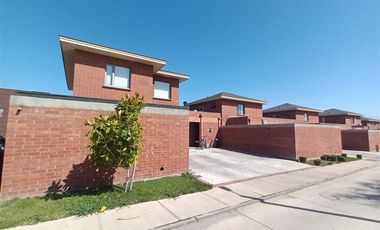 Casa en Venta en Germán Sandoval Miranda 730