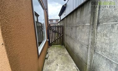 Casa en Arriendo en Av Austral, condominio Mirador