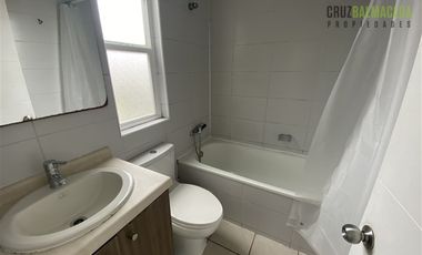 Casa en Arriendo en Av Austral, condominio Mirador