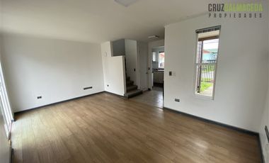 Casa en Arriendo en Av Austral, condominio Mirador