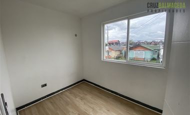 Casa en Arriendo en Av Austral, condominio Mirador