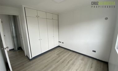 Casa en Arriendo en Av Austral, condominio Mirador