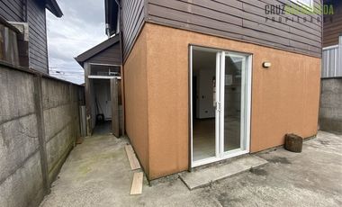 Casa en Arriendo en Av Austral, condominio Mirador