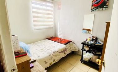 Casa en Venta en OPORTUNIDAD !! VENTA DE CASA EN BARRIO TRANQUILO Y RESIDENCIAL, PUENTE ALTO! VILLA EL COMERCIO