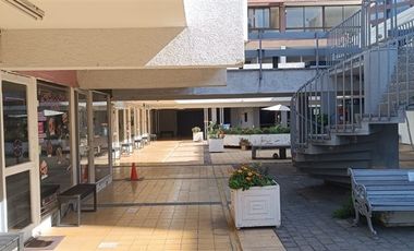 Local Comercial en Arriendo en Av. Providencia / Av. Holanda
