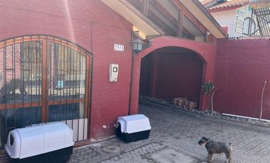 Casa en Arriendo en Gabriela Mistral / San Joaquin