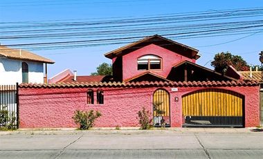 Casa en Arriendo en Gabriela Mistral / San Joaquin