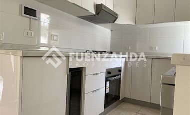 Casa en Arriendo en Romeral / La Llaveria