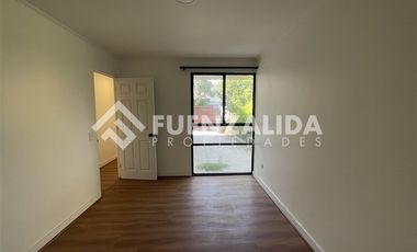 Casa en Arriendo en Romeral / La Llaveria