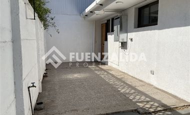Casa en Arriendo en Romeral / La Llaveria