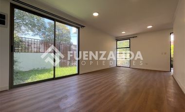 Casa en Arriendo en Romeral / La Llaveria