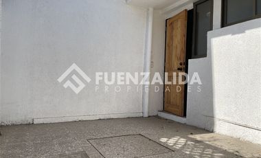 Casa en Arriendo en Romeral / La Llaveria