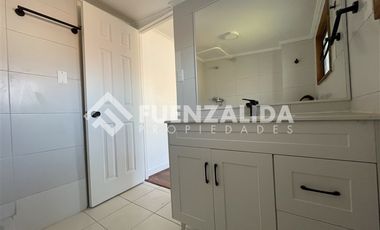 Casa en Arriendo en Romeral / La Llaveria