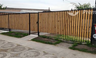 Casa en Venta en VENDE DUEÑO CASA CON LOCAL COMERCIAL QUILICURA GRAN TERRENO