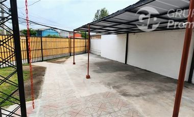 Casa en Venta en VENDE DUEÑO CASA CON LOCAL COMERCIAL QUILICURA GRAN TERRENO