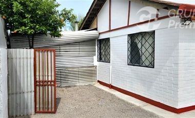 Casa en Venta en VENDE DUEÑO CASA CON LOCAL COMERCIAL QUILICURA GRAN TERRENO