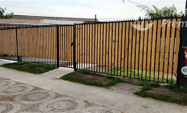 Casa en Venta en VENDE DUEÑO CASA CON LOCAL COMERCIAL QUILICURA GRAN TERRENO