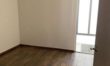 Renta casa en bosque real , 3 recamaras