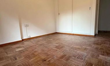 Departamento en venta - 2 Dormitorios 1 Baño - 50Mts2 - La Plata