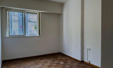Departamento en venta - 2 Dormitorios 1 Baño - 50Mts2 - La Plata