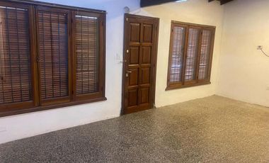 Casa en venta - 3 Dormitorios 3 Baños - 425Mts2 - Mar del Plata