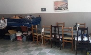 Casa en venta - 4 Dormitorios 4 Baños - Cocheras - 900Mts2 - Monte Grande