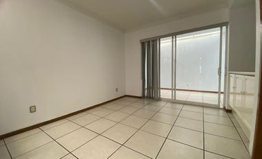 Amplia casa en Coto Rinconada Guadalupe