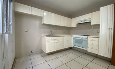 Amplia casa en Coto Rinconada Guadalupe