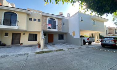 Amplia casa en Coto Rinconada Guadalupe