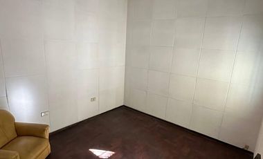 ¡Casa en venta! - 3 dormitorios, patio y terraza - RODRIGUEZ AL 3000, Barrio Jorge Cura