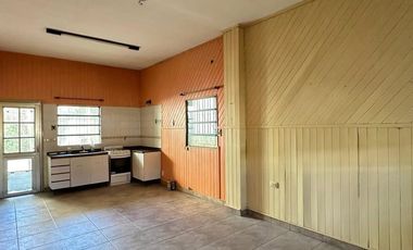 ¡Casa en venta! - 3 dormitorios, patio y terraza - RODRIGUEZ AL 3000, Barrio Jorge Cura