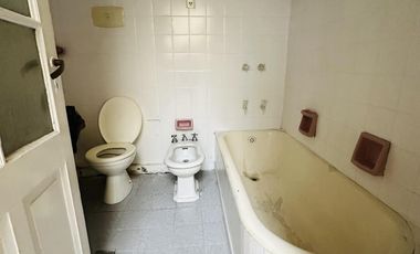 Casa 6 Ambientes !!!