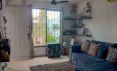 Casa en venta en La Herradura III, Caucel
