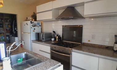 PH a 1 cuadra de la Universidad Nacional de General Sarmiento (UNGS)