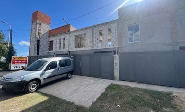 PH a 1 cuadra de la Universidad Nacional de General Sarmiento (UNGS)