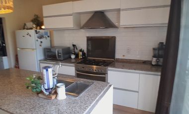 PH a 1 cuadra de la Universidad Nacional de General Sarmiento (UNGS)