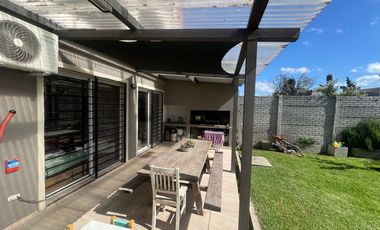 PH a 1 cuadra de la Universidad Nacional de General Sarmiento (UNGS)