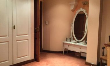 VENTA DE EXCELENTE CASA DE 381 M2 CON PISCINA Y QUINCHO EN CENTRO DE PTE DERQUI - A REFACCIONAR