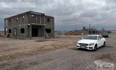 Terreno en Barrio Privado Portal del Arauco Sta Lucia