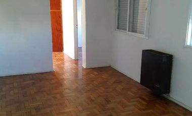 Departamento en venta - 2 dormitorios 1 baño - 41mts2 - La Plata